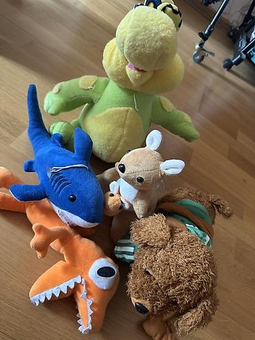 kinder surprise oyuncaqları: Məktəbəqədər və ibtidai yaşlı uşaqlar üçün yumşaq oyuncaqlar dəsti — 1
