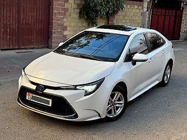 авторынок унаа: Toyota Corolla: 2021 г., 1.8 л, Вариатор, Гибрид, Седан — 3