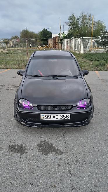 opel stra: Avtomobil: Opel Corsa B (5 qapı, hetçbek) Rəng: Qara, tam qara üslub — 1