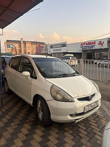 Honda: Honda Fit: 2002 г., 1.3 л, Вариатор, Бензин, Седан — 20