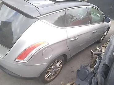 kljuc 55: Lancia delta zadnji branik kod boje 620/b. Lancia delta zadnji branik — 2