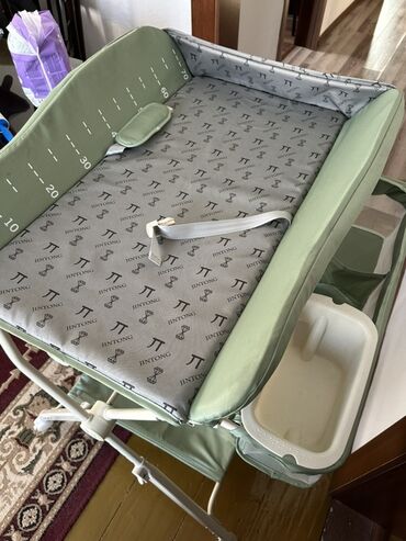 кулер детский: Бөбөктөр үчүн кийим алмаштыруучу үстөл, Темир