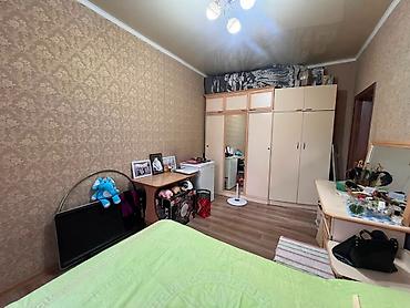 2 комнаты, 42 м², Пишпек Хрущевка, 1 этаж, Косметический ремонт