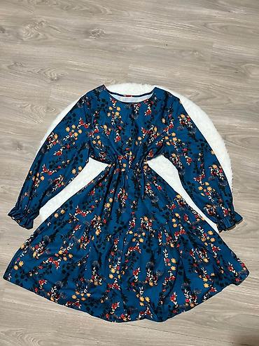 pull anbear: Haljina 
Velicina 3xl 
Cena 1.500 dinara🟨🟨 — 2