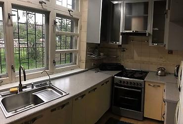 osh flat: 3 комнаты, 87 м², Индивидуалка, 1 этаж — 8