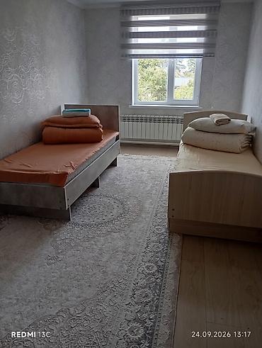 Мейманкана, отелдер (Бөлмөлөрдү бир күнгө ижаралоо): Уютные меблированные комнаты для проживания Описание: - Несколько — 2