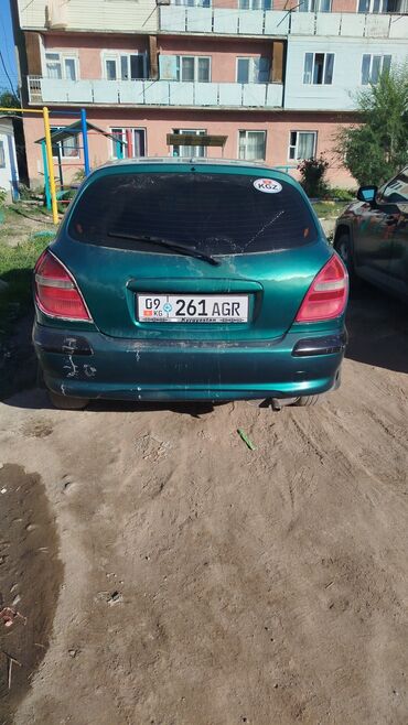 генератор на нексию: Nissan Almera Tino: 2001 г., Автомат, Бензин, Хетчбек