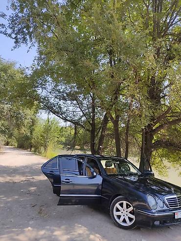 Mercedes-Benz E-Class: 2002 г., 2.8 л, Автомат, Бензин, Седан