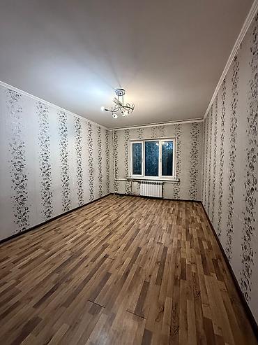 2 комнаты, 50 м², 11 мкр 105 серия, 1 этаж, Старый ремонт at lalafo.kg 2 комнаты, 50 м², 11 мкр 105 серия, 1 этаж, Старый ремонт