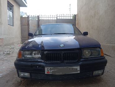 комфорт машина: BMW 3 series: 1994 г., 2 л, Механика, Бензин, Седан