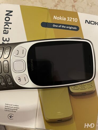 Nokia: Nokia 3230, 4 GB, rəng - Qara, Düyməli, İki sim kartlı