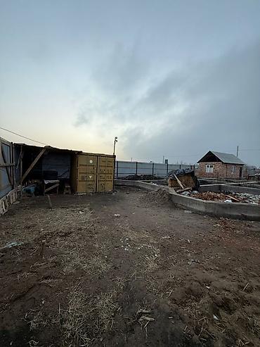 Продажа коттеджей и домов: Продаётся недостроенный одноэтажный кирпичный дом. Продается 4 сотке at lalafo.kg — 10 Продажа коттеджей и домов: Продаётся недостроенный одноэтажный кирпичный дом. Продается 4 сотке — 10