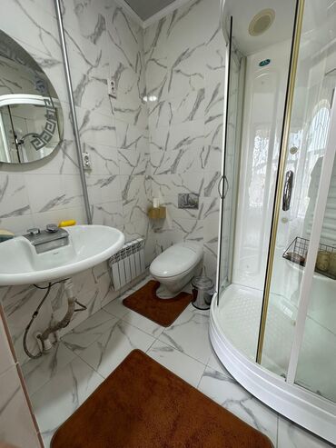 Иссык-Куль 2025: Номер, Гостевой дом Комфорт Каракол, Парковка, стоянка, Охраняемая территория — 18