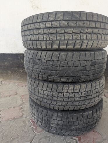 Шины: Шины 185 / 65 / R 15, Зима, Комплект, Легковые, Япония, Dunlop