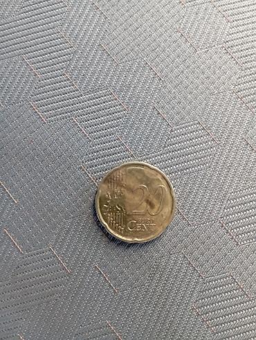 Монеты: Набор жетонов и монет: - 2 жетона «Евромойка» для автомойки — 27