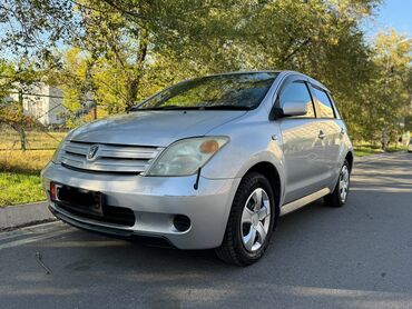 Toyota: Toyota ist: 2003 г., 1.3 л, Автомат, Бензин, Хэтчбэк