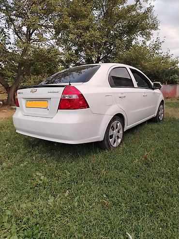 santafe 2010: Chevrolet Aveo: 1.4 l | 2010 il 263000 km Sedan — 2
