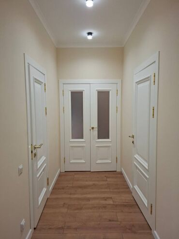 дом хай тек в реальной жизни: 3 комнаты, 80 м², Элитка, 2 этаж, Дизайнерский ремонт