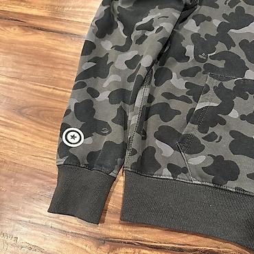 tn kacket: Original Bape Trenerka muska Veličina M Stanje kao novo 10/10 Fiksna — 2