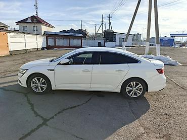 Renault: Renault : 2018 г., 2 л, Вариатор, Газ, Седан — 3