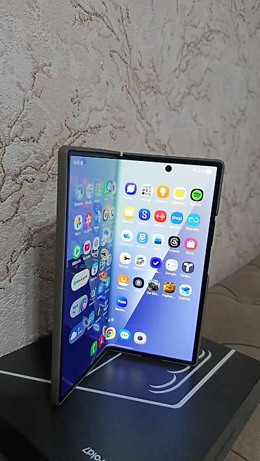 Samsung: Samsung Galaxy Z Fold 7, Б/у, 256 ГБ, цвет - Синий, 1 SIM, eSIM — 2