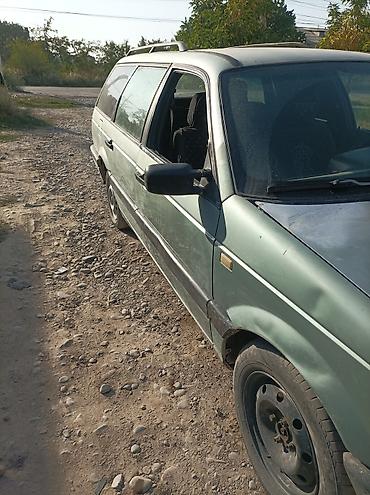 step 2: Volkswagen Passat Variant: 1990 г., 1.8 л, Механика, Газ, Универсал — 8