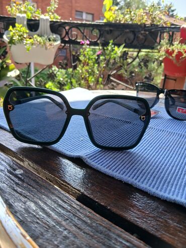 prada zenske naocare: Sunglasses, color - Green