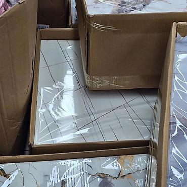 Ostalo: Dekorativni zidni paneli – 10 komada (60x60 cm) Paneli imaju moderan — 11