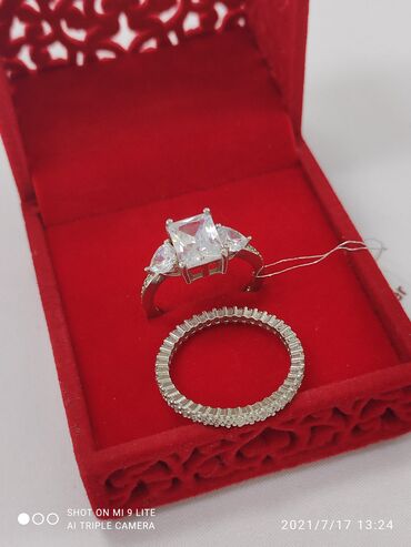 кольцо с бриллиантом бишкек цена: Смотрите какие красивые колечки 2в1 Даже можно по отдельности носить