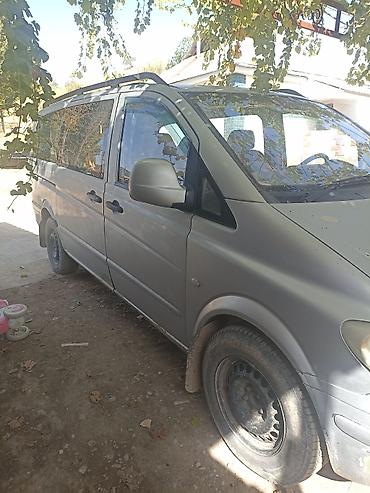 Транспорт: Mercedes-Benz Vito: 2004 г., 2.2 л, Механика, Дизель, Минивэн — 4