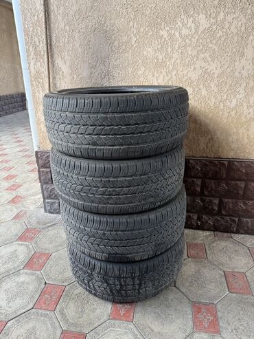 диск на сапок: Шины 275 / 40 / R 22, Всесезонная, Комплект, Легковые