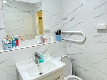 Продажа квартир: 1 комната, 33 м², 105 серия, 4 этаж, Евроремонт — 11