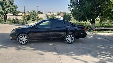 два авто: Toyota Camry: 2004 г., 2.4 л, Автомат, Газ, Седан — 3