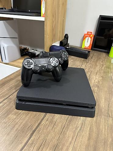 playstation 4 ucun oyunlar: PlayStation 4 Slim oyun konsolu + 2 ədəd orjinal DualShock 4 pultu + — 2