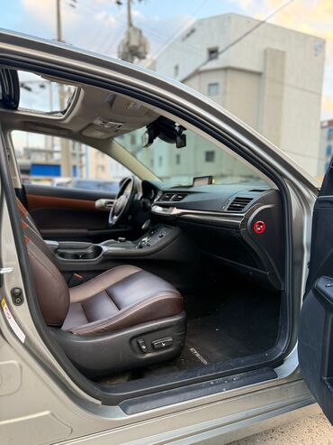 Lexus: Lexus CT: 2019 г., 1.8 л, Вариатор, Гибрид, Хэтчбэк — 18