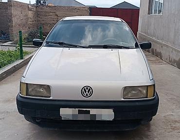 hongqi e: Volkswagen Passat: 1992 г., 1.8 л, Механика, Бензин, Седан — 1