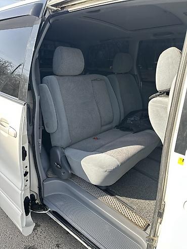 Toyota: Toyota Estima: 2002 г., 3 л, Автомат, Бензин, Минивэн — 7