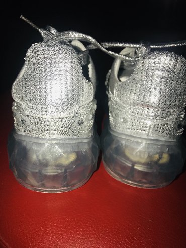 Women's Sneakers and athletic shoes: Ölçü: 37, rəng - Gümüşü, Yeni — 13