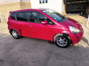 Honda: Honda Fit: 2004 г., 1.3 л, Вариатор, Бензин, Хэтчбэк — 3
