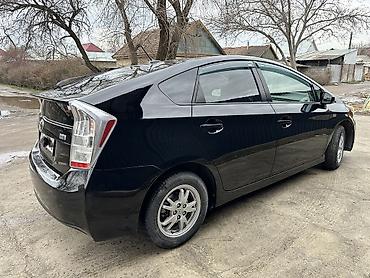 Toyota: Toyota Prius: 2012 г., 1.8 л, Гибрид, Хэтчбэк — 5