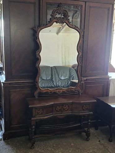 sofa od kože: Antikni toaletni sto sa ogledalom – masivno drvo - Elegantna — 6