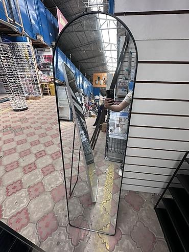 deco mesh: Напольное зеркало с арочной верхней частью и тонкой металлической — 1