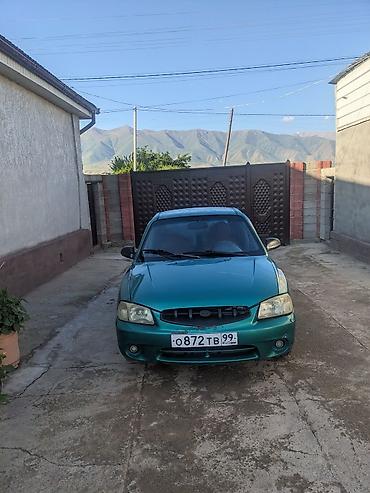 салон машины: Hyundai Accent: 2001 г., 1.5 л, Механика, Бензин, Седан — 6