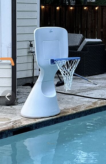 Lejankalar, şezlonqlar: Şezlong 
Lejenka. 
Hovuz içi özel tasarım — 10