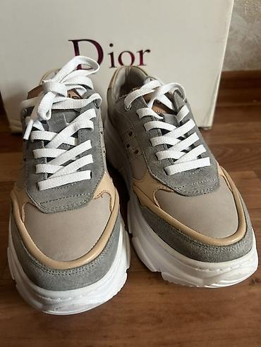 трекинг обувь: Кроссовки Dior из Японии - Размер: 37 (маркировка на подошве). Но — 2