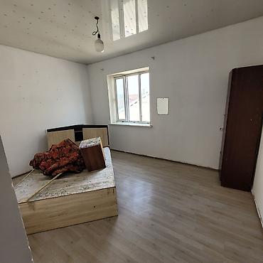 Продажа коттеджей и домов: Просторный дом с двумя этажами и функциональной планировкой. - — 10