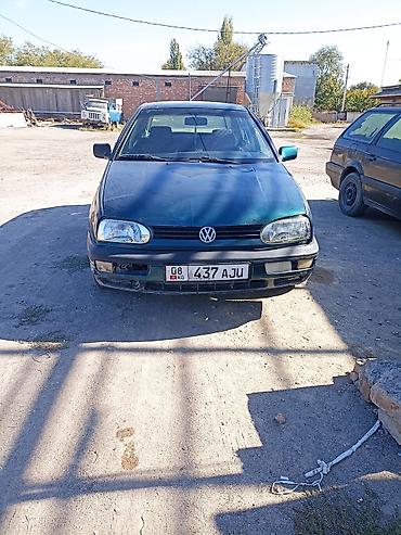Volkswagen Golf: 1993 г., 1.8 л, Кол менен иштөөчү, Бензин, Хетчбек — 4