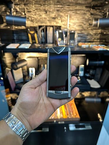 işdənmiş telefonlar: Vertu Constellation, rəng - Boz, Barmaq izi — 2