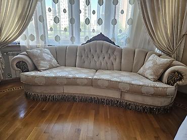 klassik divan: Klassik üslubda 3 hissəli dəst: 1 divan + 2 kreslo - Üslub — 3