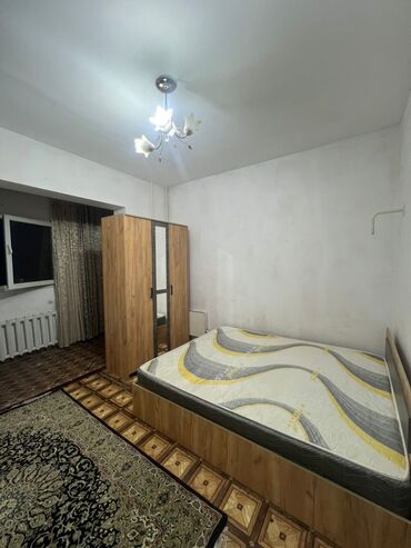 я ищу 2 комнатную квартиру в бишкеке на 30 000 сом: 1 комната, Собственник, С подселением, С мебелью полностью